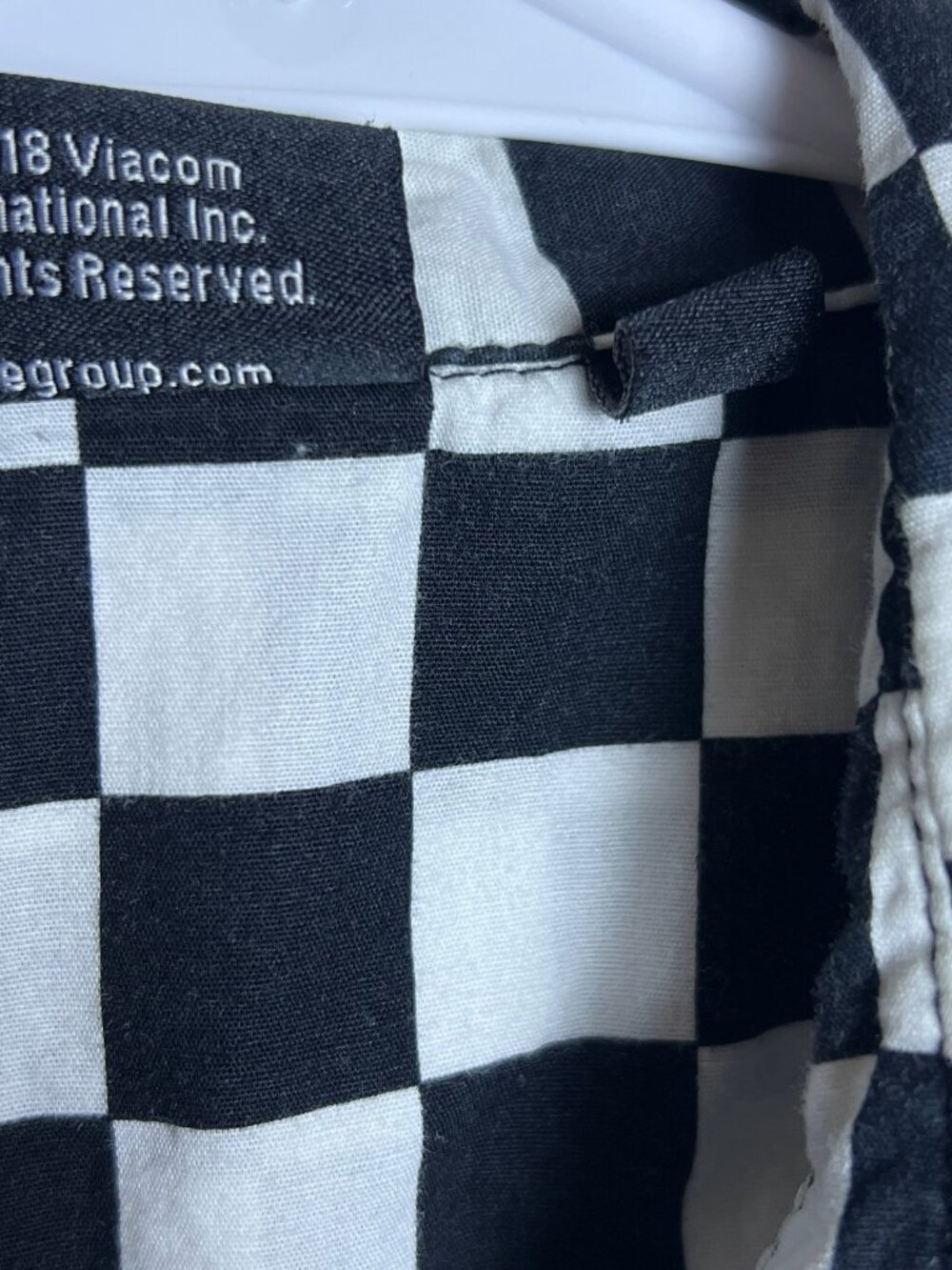 MTV Checkerboard Short Sleeve Button Up Shirt Medium - Picture 4 of 5
